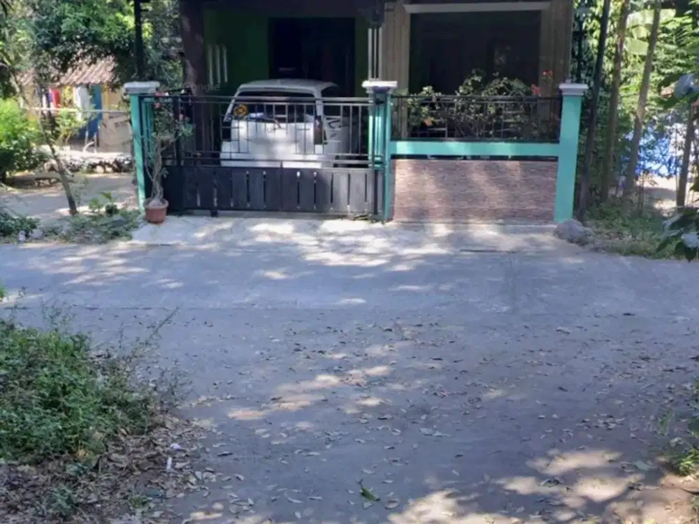 Dijual Rumah Second Siap Huni Dekat Pasar Deli