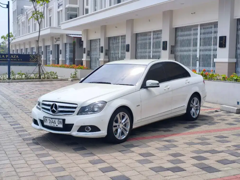 C200 CGI AVANTGARDE 2012 DP 35JT