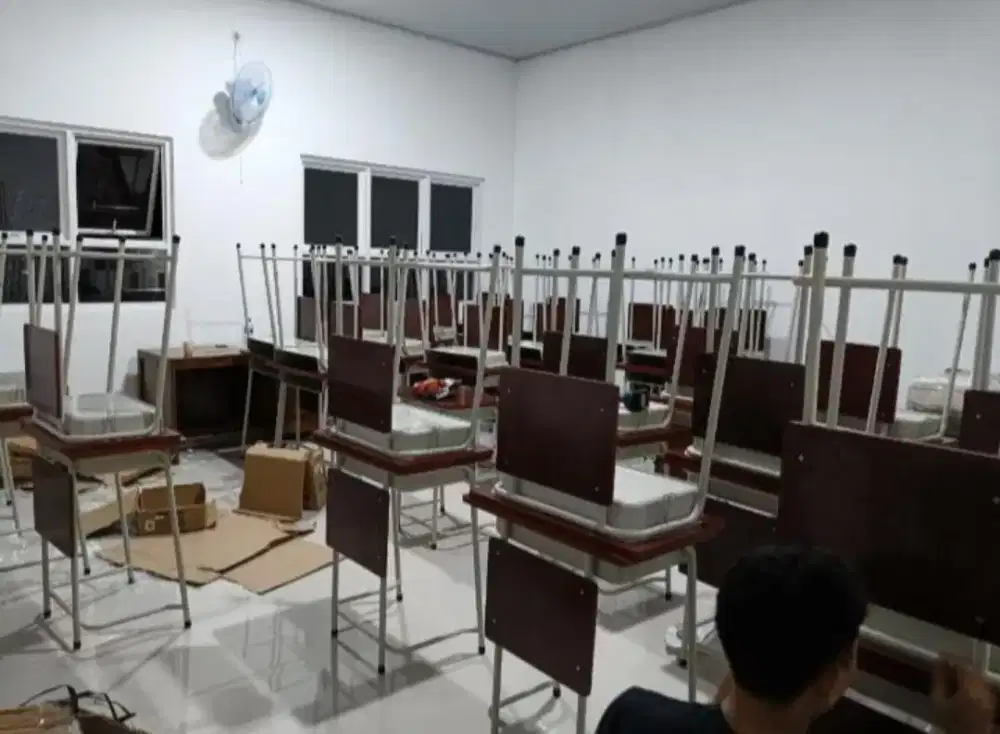 Kursi Belajar Siswa