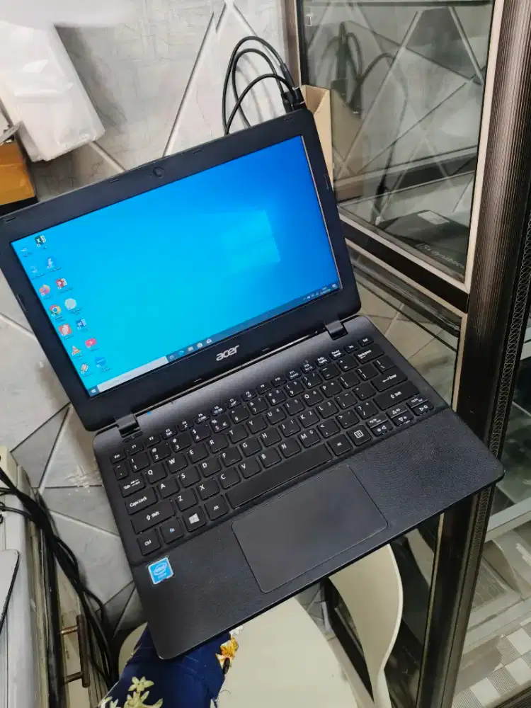 Nb Acer ES1-131, Celeron, RAM 4GB, SSD 128GB