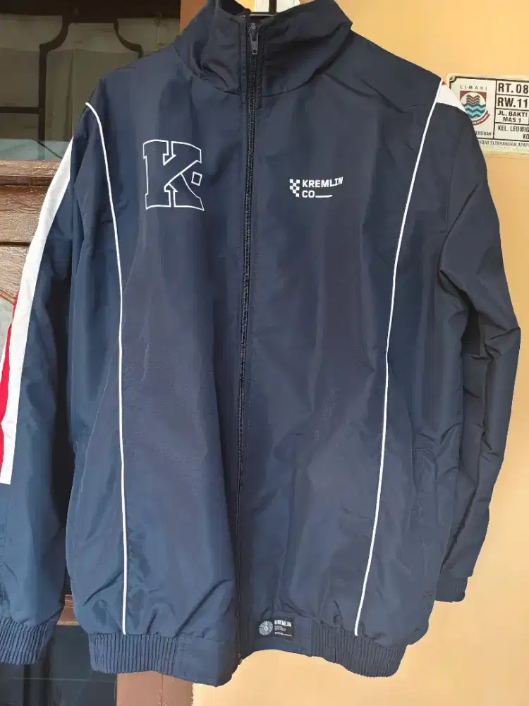 Kremlin Tracktop Suit Jacket Katana Ukuran XXL