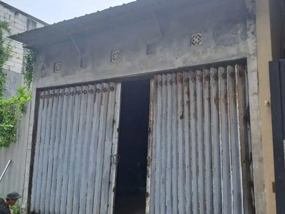 Gudang /hit tanah Mulyosari , Row 2 mobil