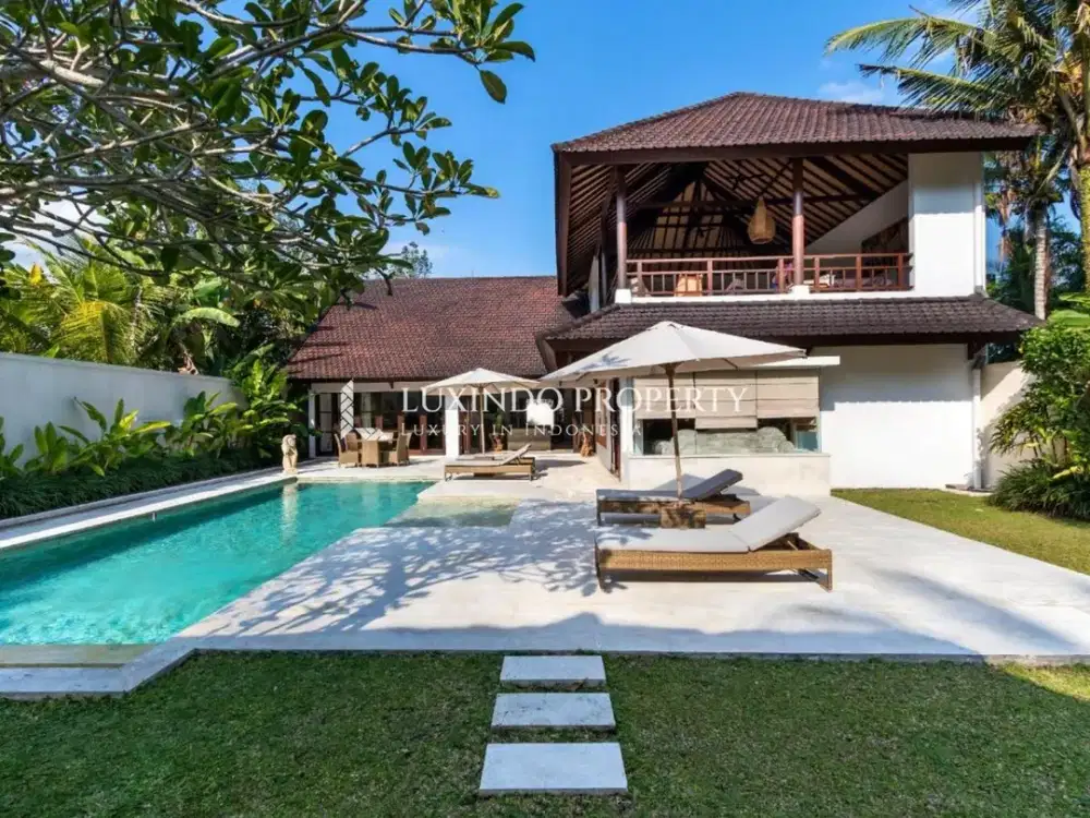 DIJUAL VILLA DENGAN 4 KAMAR TIDUR DI PEJENG
