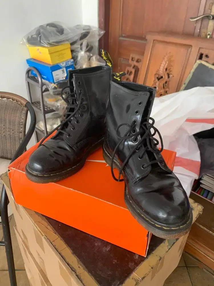 Dr marten MIT sz 42 hitam
