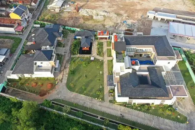 RUMAH MEWAH DI BANDAR LAMPUNG. LOKASI STRATEGIS DEKAT UIN DAN ITERA