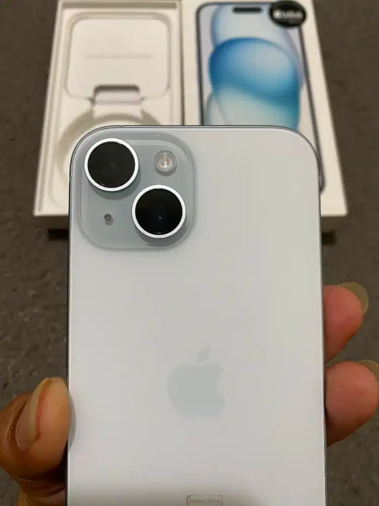 iPhone 15 128GB Blue