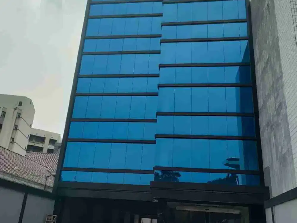 dijual gedung baru siap pakai di mentenv jakarta pusat