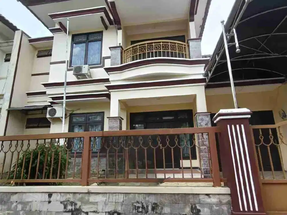 Sewa Rumah Semi Furnish, One gate sistem, Murah dan kawasan Elit