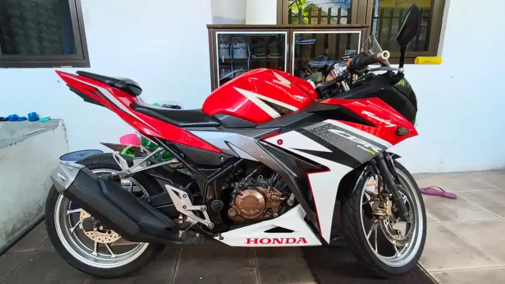 Jual Motor CBR 150cc 2018 bekas