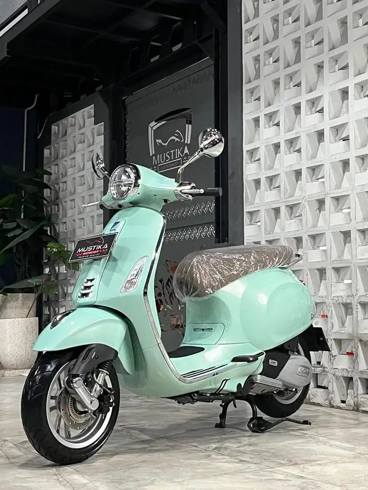 ODO 6RB!!Vespa Primavera 150 th 2023 - Ayu Mustika