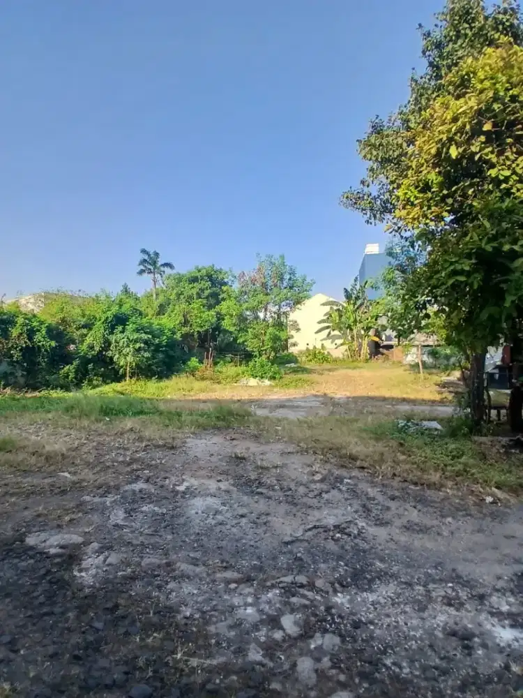 Dijual/Sewa Lahan Kosong Strategis pinggir JL Raya Akses kont 40 ft