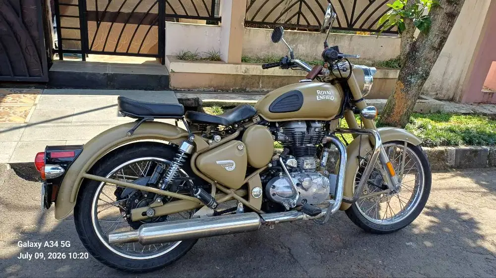 Royal Enfield Bullet Classic 500 th 2020