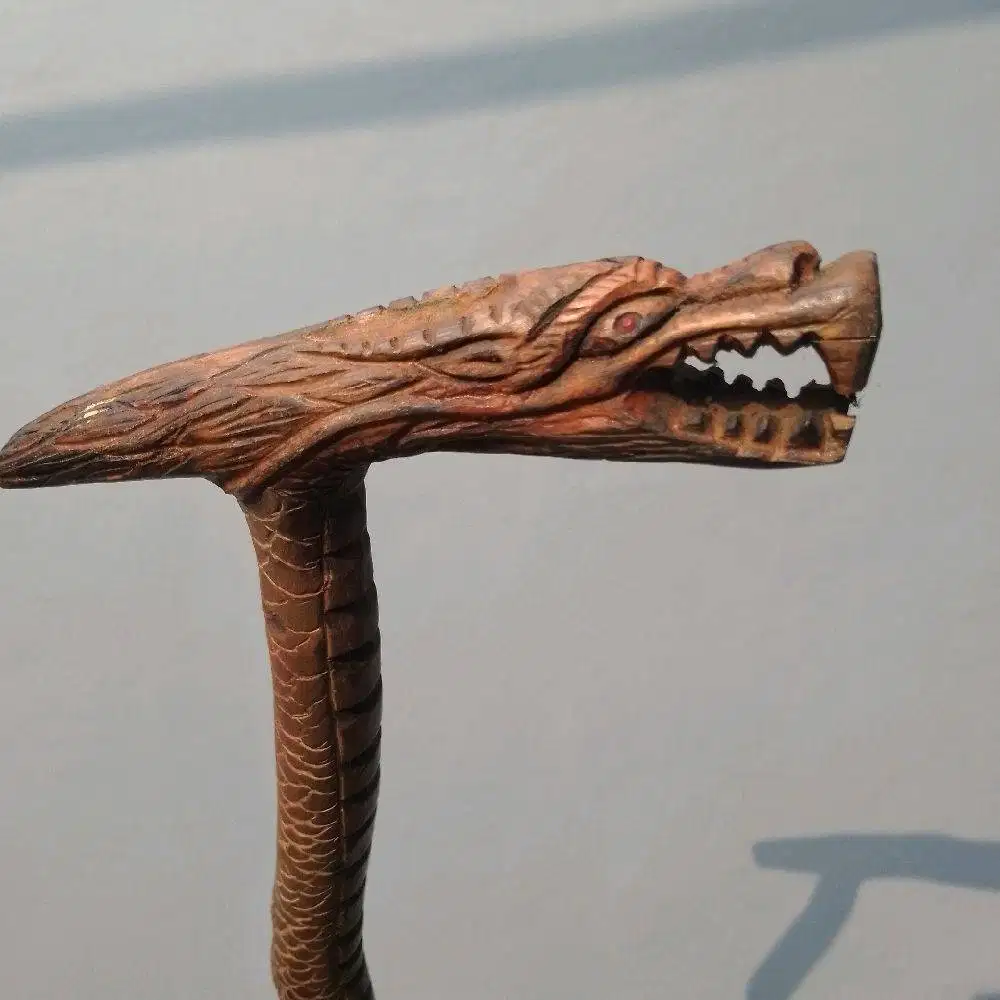 TONGKAT NAGA KERAMAT CIREBON