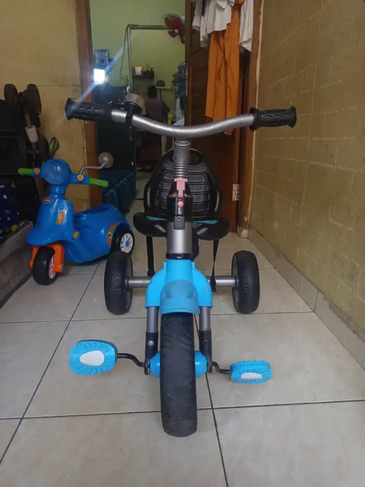 sepeda roda 3 anak
