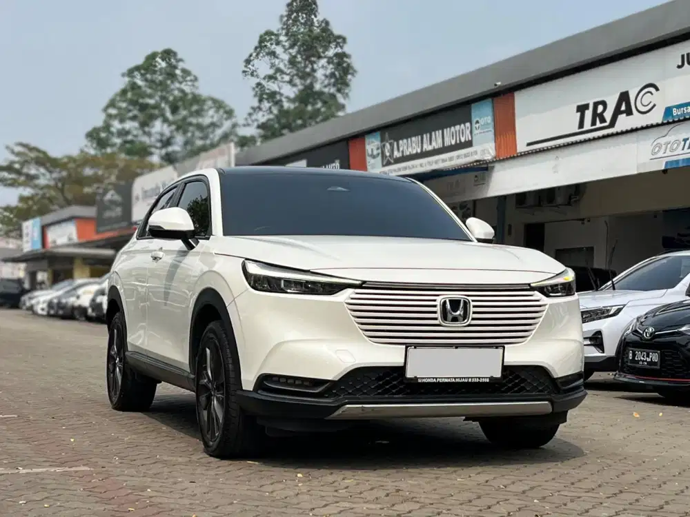 HONDA HRV SE 1.5 CVT PUTIH 2022 PANORAMIC GLASS ROOF