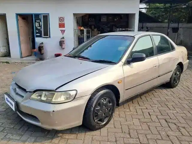 DP RENDAH Honda Accord 2.0 Bensin-MT 2000 7EZ