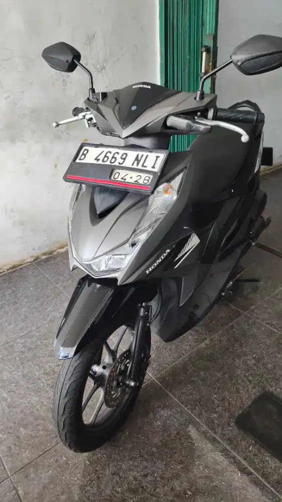 JUAL HONDA BEAT TAHUN 2023 KM 35 RB
