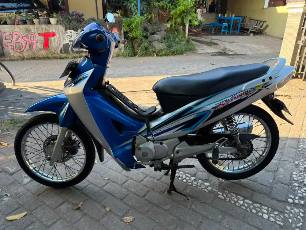 Karisma kharisma THN 2005 plat AB Bantul