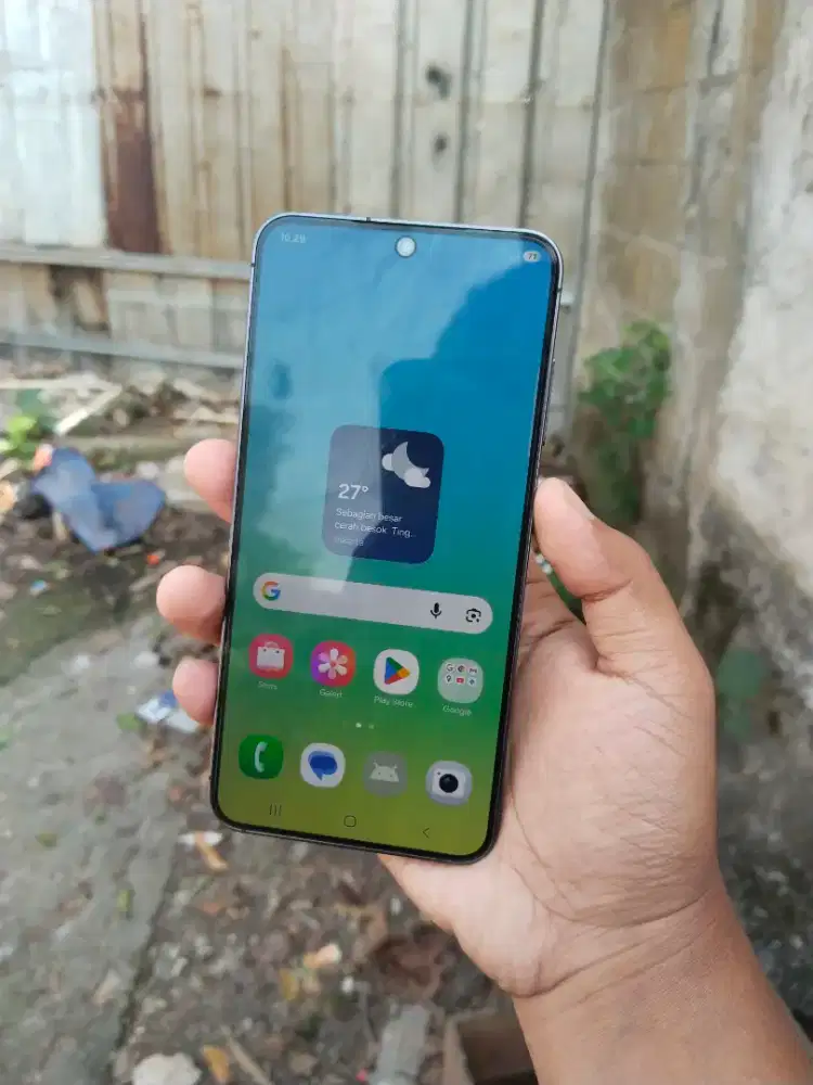 Samsung s24 basic 8/256