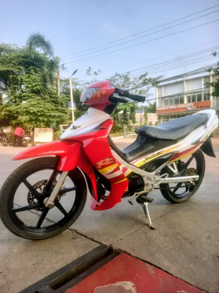 Satria Hiu 2004 TT/BT