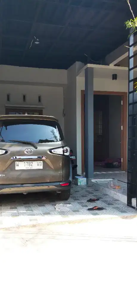 Toyota sienta 2017