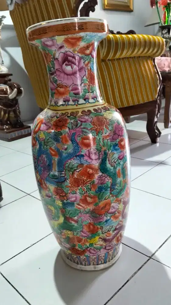 Guci kramik bunga2