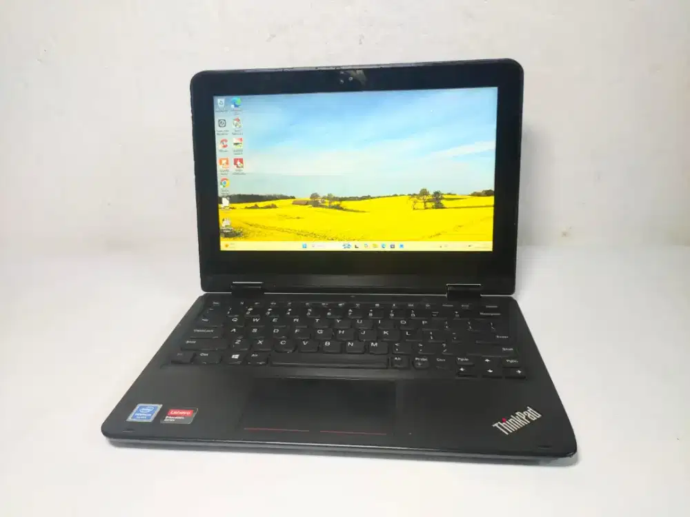 B951 Lenovo Thinkpad yoga 11e pentium silver n5030 Ram 4GB ssd 256GB
