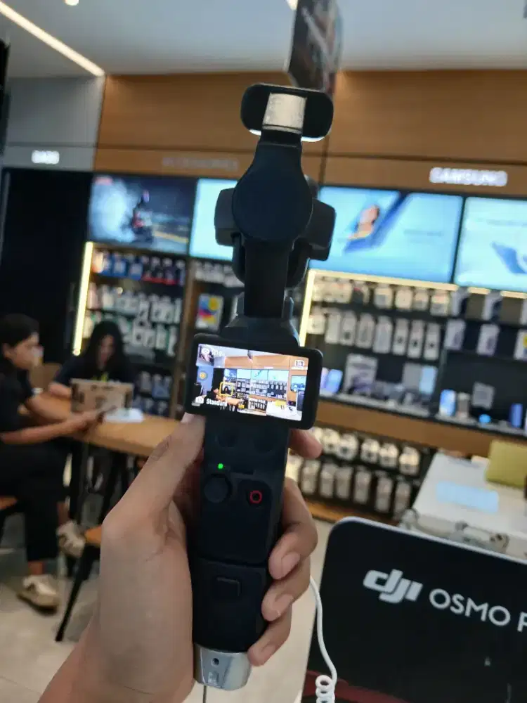 DJI Osmo Pocket 4 Pro