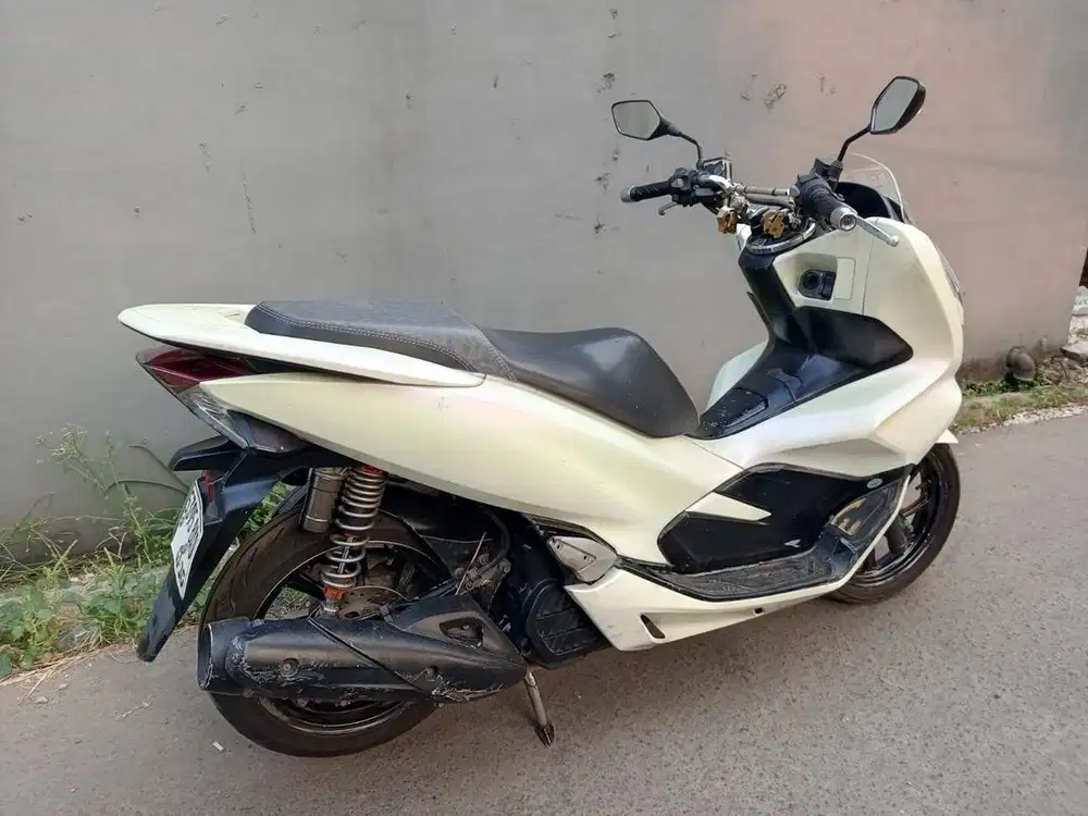 PCX CBS 150cc 2020 MODIF PUTIH LEMBAYUNG