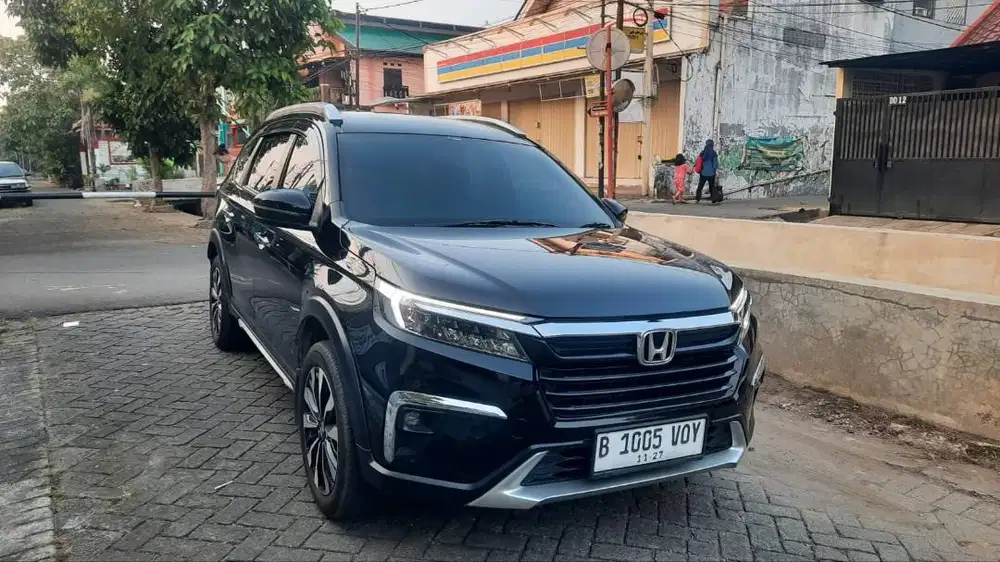 DIJUAL HONDA ALL NEW BR-V E CVT 2022 Mobil Pribadi • Tangan Pertama •