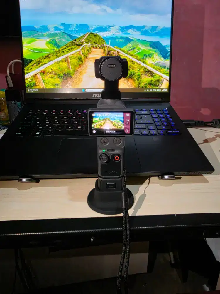 DJI Osmo Pocket 4