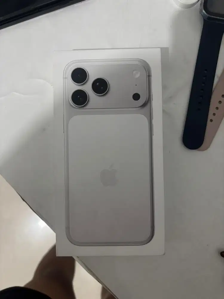 Iphone 17 pro max silver 512gb