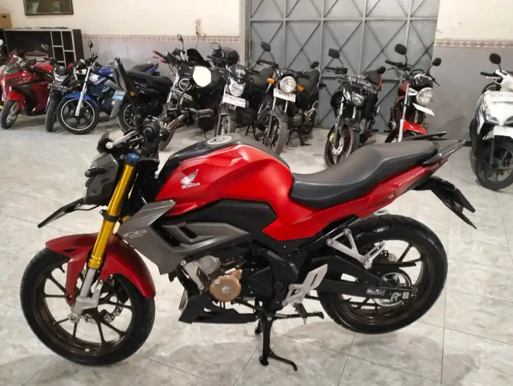 Honda CB150R murah dan bagus