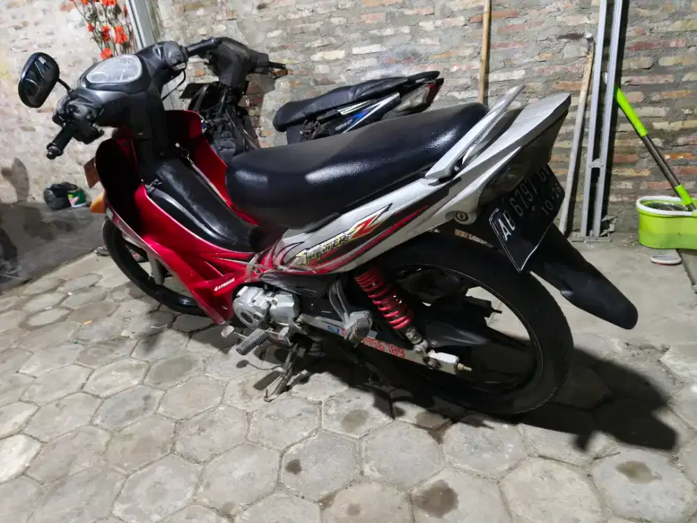 Jupiter Z THN 2007 plat AB Bantul