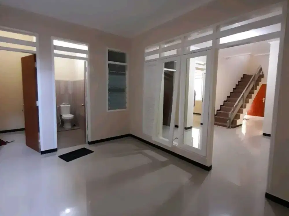 RON.A1924 RUMAH RUNGKUT ASRI TENGAH SURABAYA SIAP HUNI, MURAH