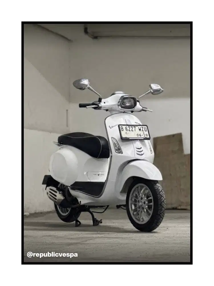 TERMURAH PIAGGIO VESPA SPRINT 150 IGET TAHUN 2017 WHITE INNOCENZA