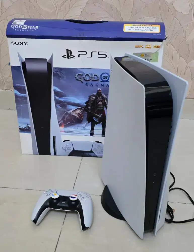 WTS PlayStation 5 (PS5) Disc Edition Resmi Sony Indonesia 95% like new