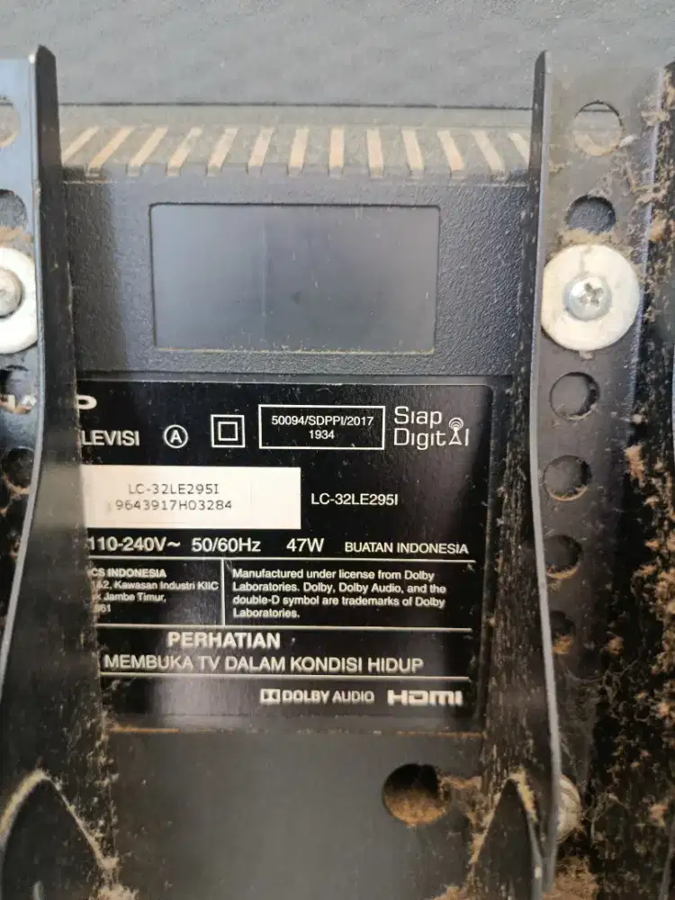 Tv Sharp 32 inchi
