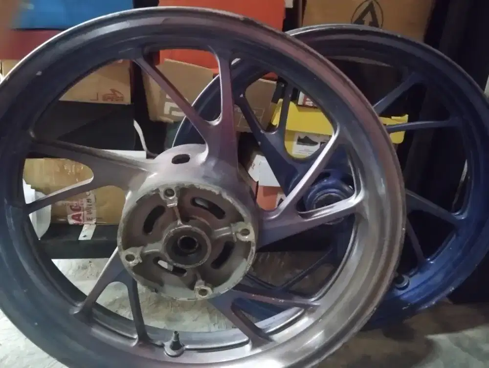 Velg Bekas motor Honda new CBR