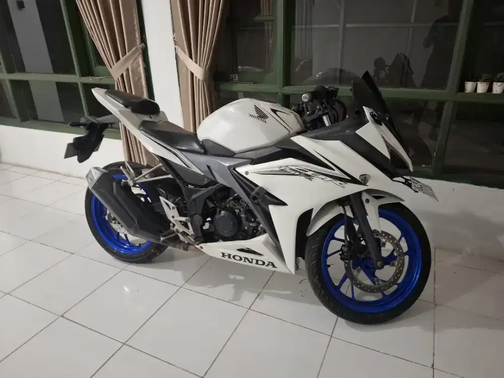 MOTOR CBR 150 2016