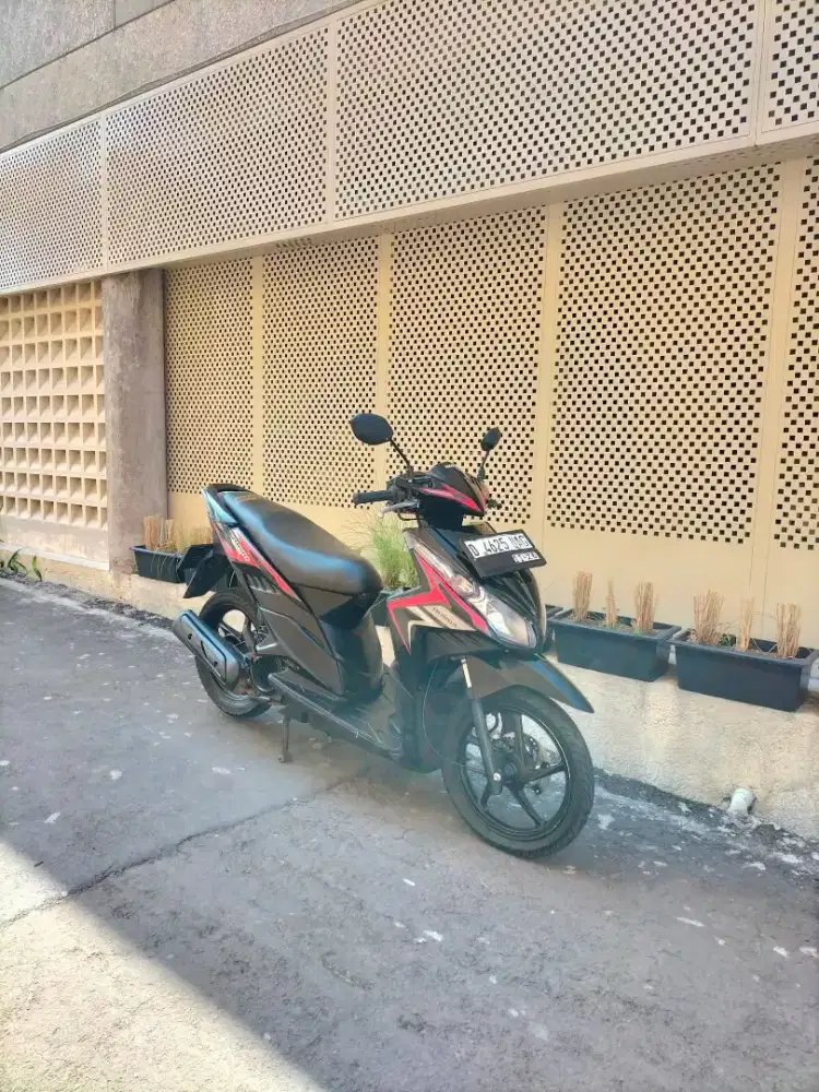 Honda Vario Techno 110 CW 2011 Karbu Mulus Surat Lengkap Pajak Hidup!