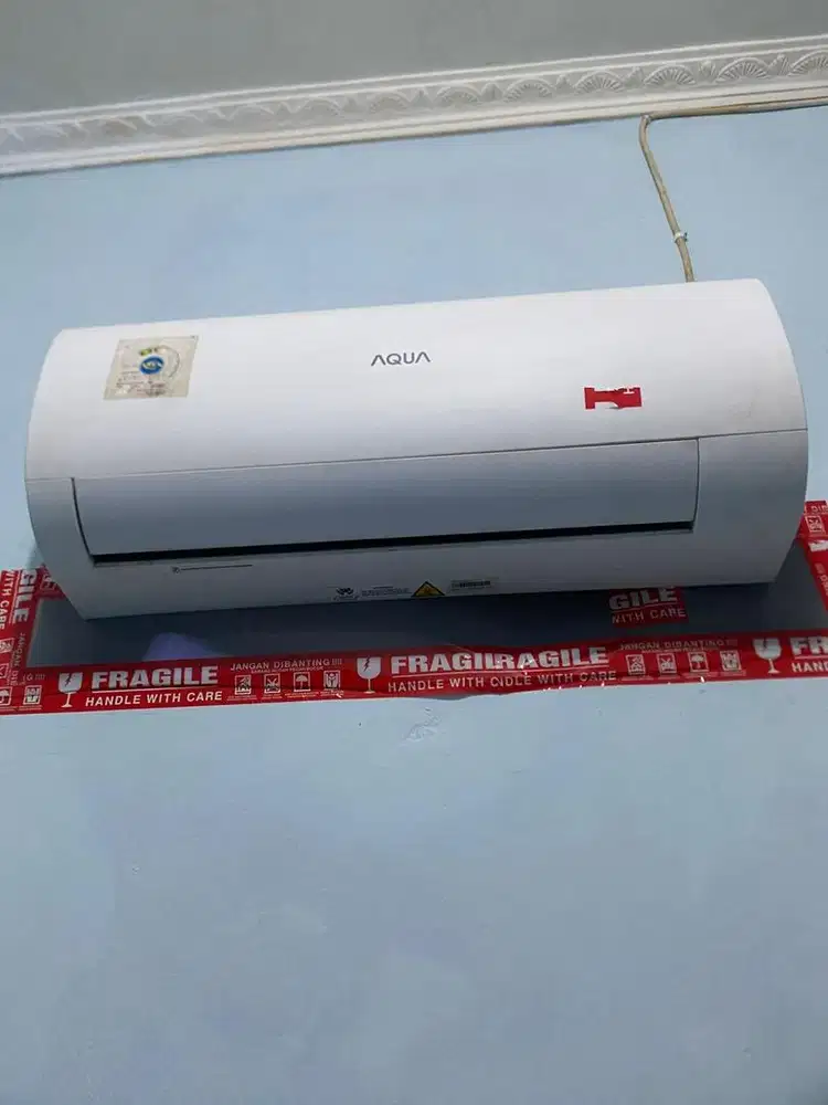 AC Bekas merk AQUA