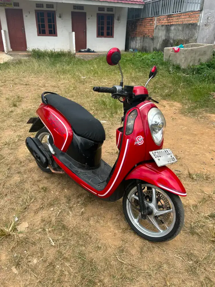 Scoopy Sporty Original 2014