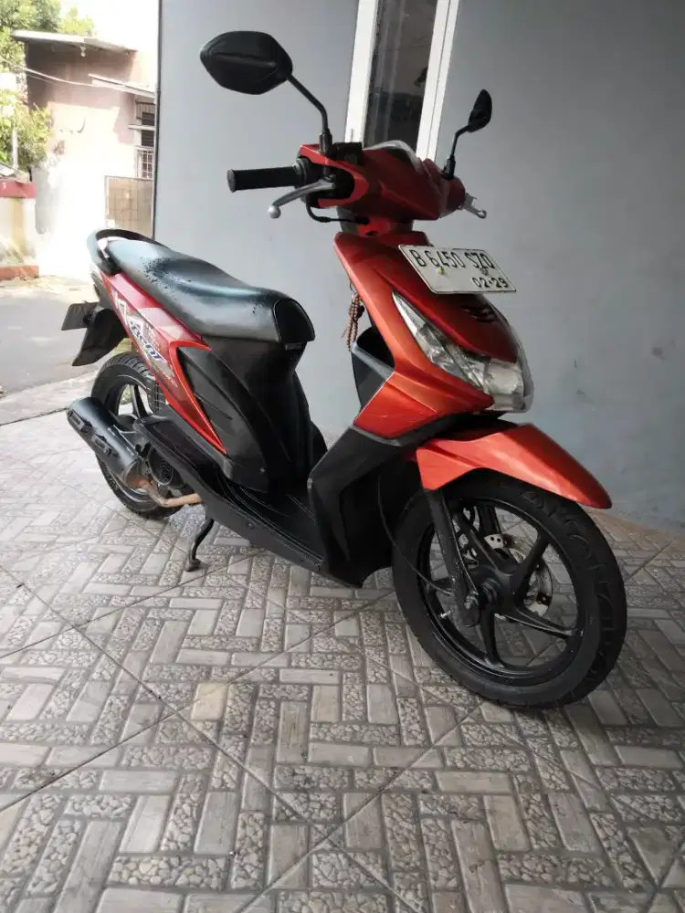 Honda Beat karburator tahun 2011 siap pakai