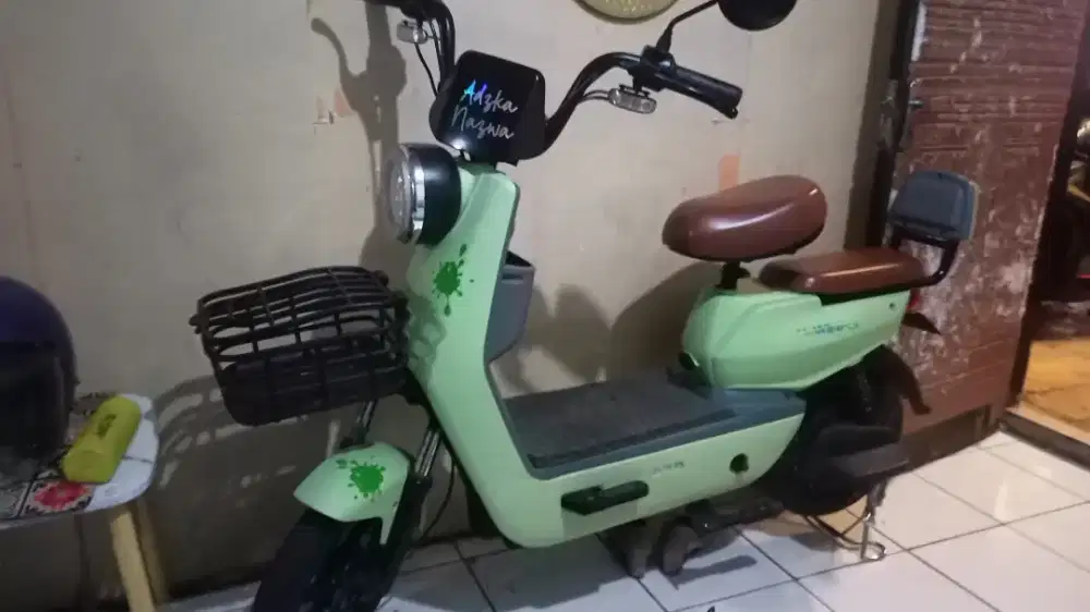 Sepeda listrik u winfly D7D