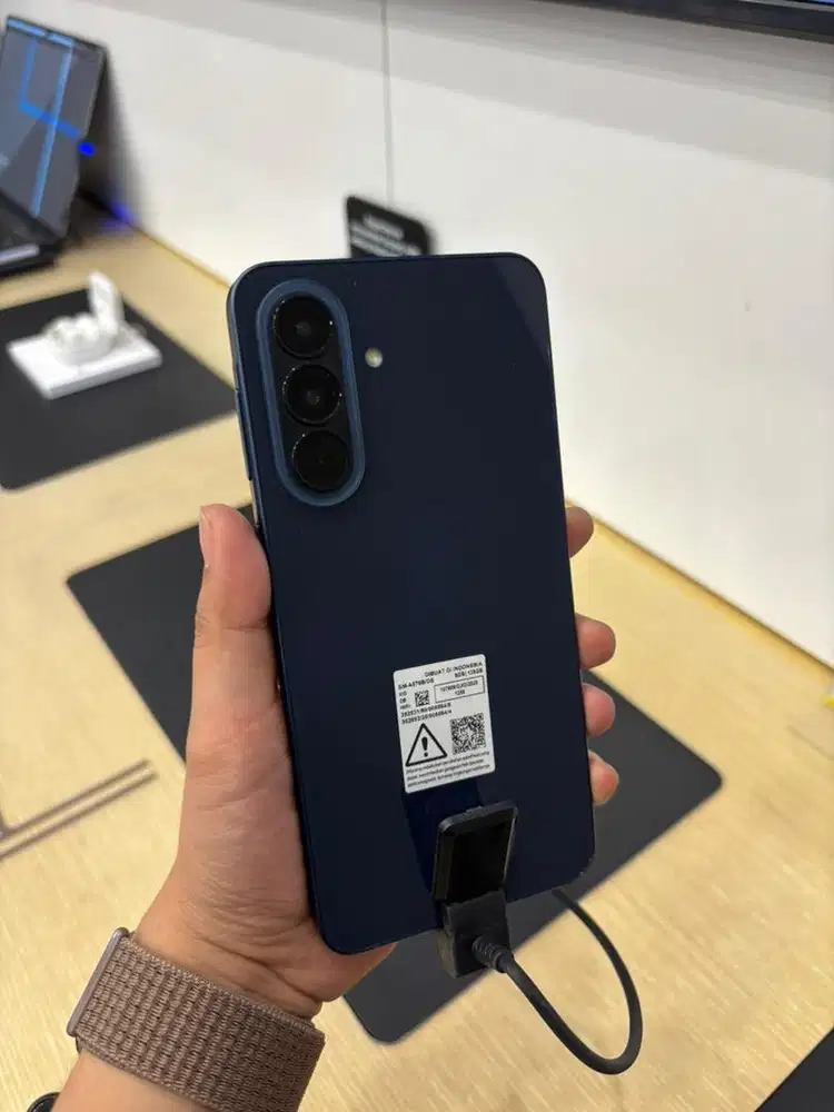 SAMSUNG A57 kredit garansi resmi