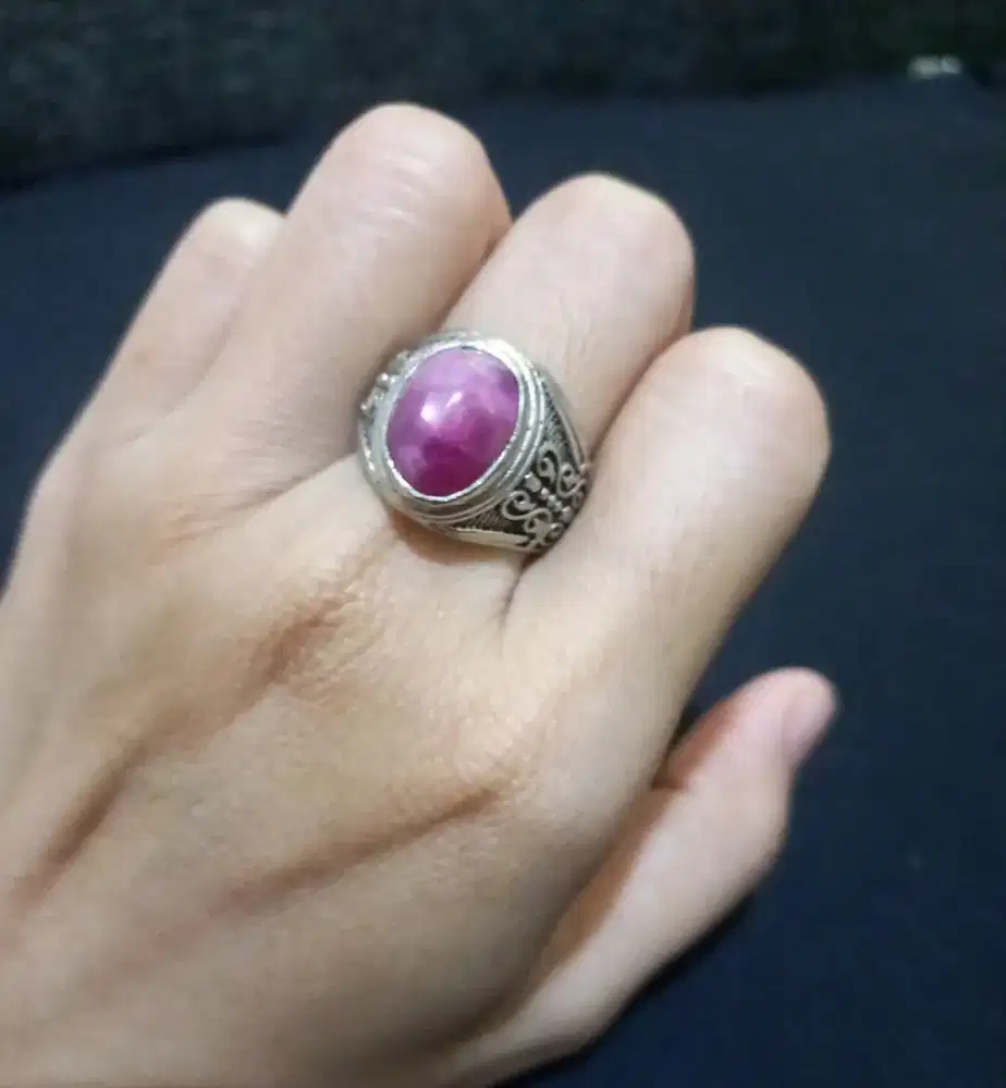 Cincin Batu Ruby