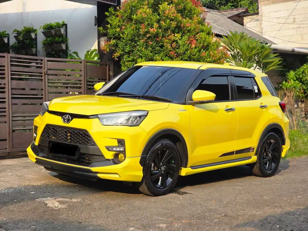 Toyota Raize GR Sport Turbo 2021 1.0 AT Kuning Matic