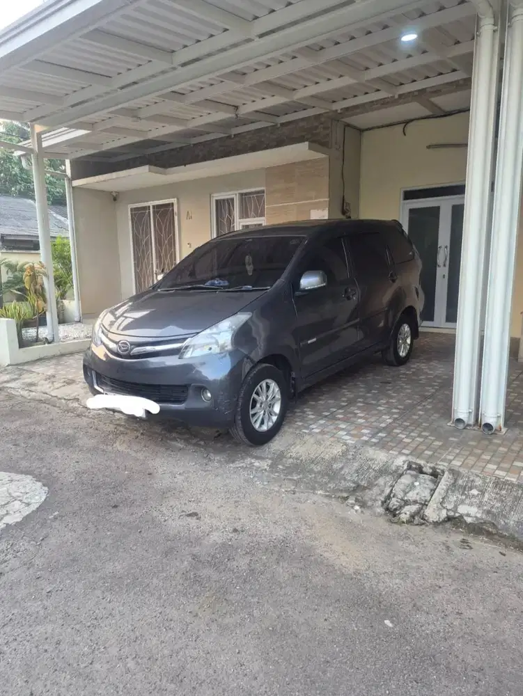 DAIHATSU XENIA 1.3 MANUAL 2014