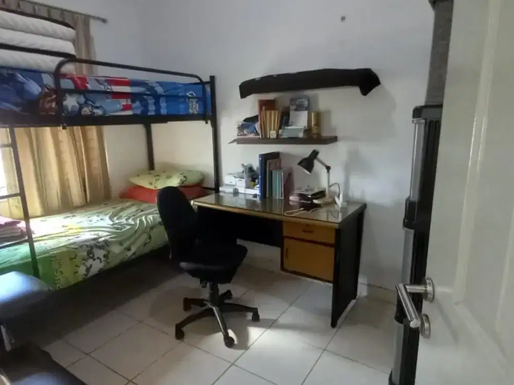 DIJUAL TOWN HOUSE CITY RESORT MURAH